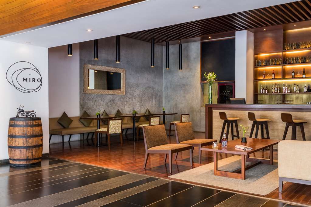 Holiday Inn & Suites Bengaluru Whitefield Beltér fotó