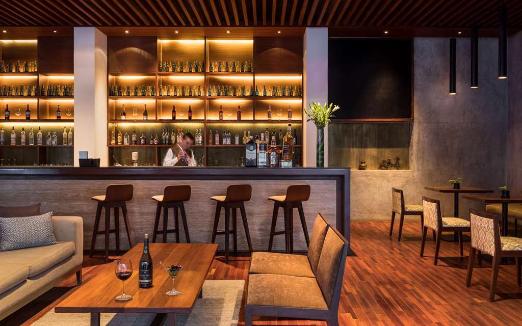 Holiday Inn & Suites Bengaluru Whitefield Beltér fotó